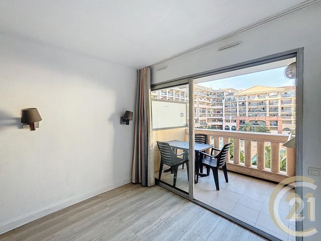 Appartement F2 à vendre - 2 pièces - 26,74 m2 - Cannes La Bocca - 06 - PROVENCE-ALPES-COTE-D-AZUR