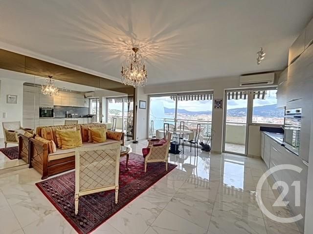 Appartement F3 à vendre - 3 pièces - 74,75 m2 - Cannes La Bocca - 06 - PROVENCE-ALPES-COTE-D-AZUR