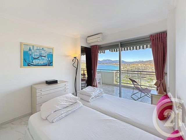 Appartement F3 &agrave; vendre - 3 pi&egrave;ces - 74,75 m2 - Cannes La Bocca - 06 - PROVENCE-ALPES-COTE-D-AZUR