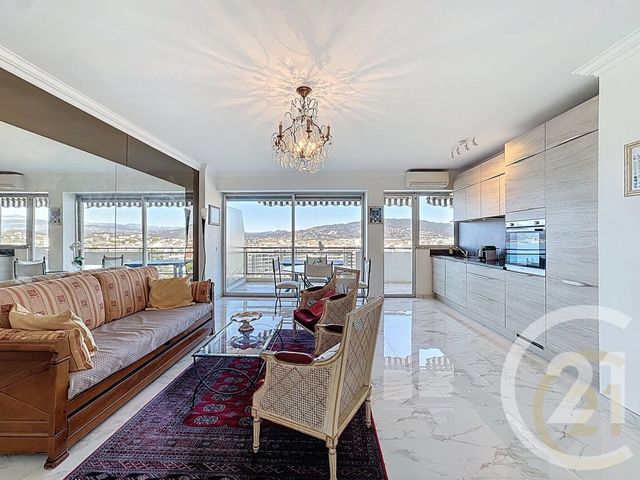Appartement F3 &agrave; vendre - 3 pi&egrave;ces - 74,75 m2 - Cannes La Bocca - 06 - PROVENCE-ALPES-COTE-D-AZUR