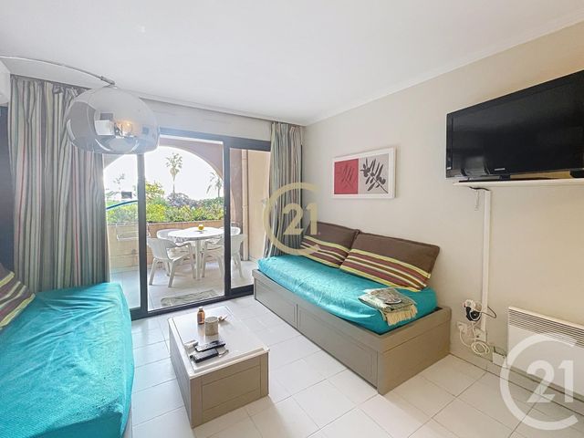 Appartement F2 à vendre - 2 pièces - 30,39 m2 - Cannes La Bocca - 06 - PROVENCE-ALPES-COTE-D-AZUR