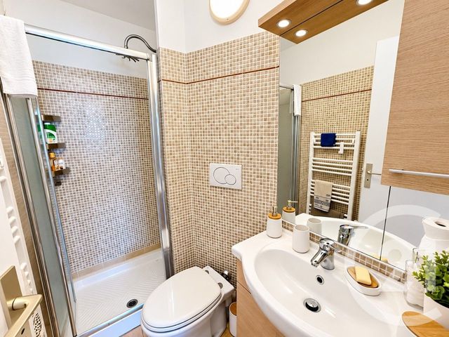 Appartement F2 &agrave; vendre - 2 pi&egrave;ces - 52 m2 - Cannes La Bocca - 06 - PROVENCE-ALPES-COTE-D-AZUR