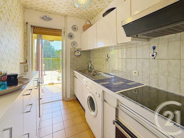 Appartement F2 à vendre - 2 pièces - 43,21 m2 - Cannes La Bocca - 06 - PROVENCE-ALPES-COTE-D-AZUR
