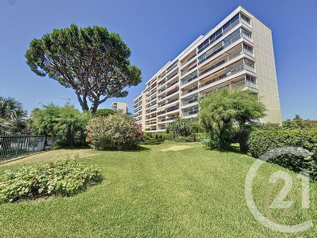 Appartement F2 à vendre - 2 pièces - 43,21 m2 - Cannes La Bocca - 06 - PROVENCE-ALPES-COTE-D-AZUR