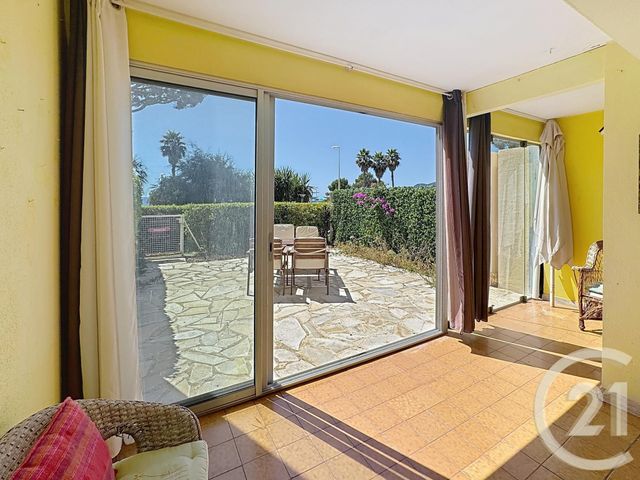 Appartement F2 à vendre - 2 pièces - 43,21 m2 - Cannes La Bocca - 06 - PROVENCE-ALPES-COTE-D-AZUR