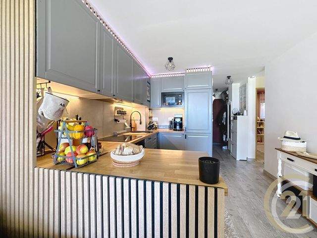 Appartement F2 &agrave; vendre - 3 pi&egrave;ces - 52,83 m2 - Cannes La Bocca - 06 - PROVENCE-ALPES-COTE-D-AZUR