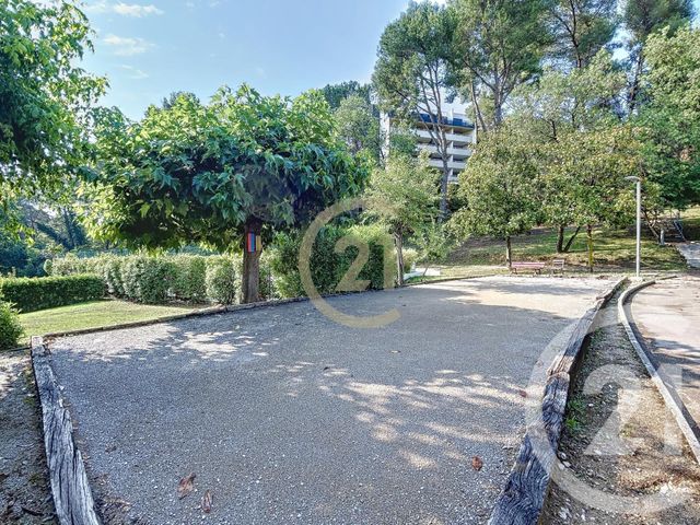 Appartement F3 à vendre - 3 pièces - 125 m2 - Cannes La Bocca - 06 - PROVENCE-ALPES-COTE-D-AZUR