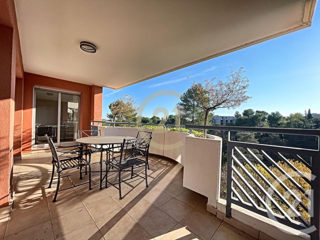 Appartement F3 à vendre - 3 pièces - 125 m2 - Cannes La Bocca - 06 - PROVENCE-ALPES-COTE-D-AZUR
