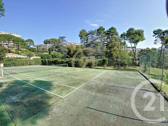 Appartement F3 à vendre - 3 pièces - 125 m2 - Cannes La Bocca - 06 - PROVENCE-ALPES-COTE-D-AZUR