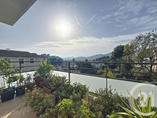 Appartement T3 à vendre - 3 pièces - 62,55 m2 - Cannes La Bocca - 06 - PROVENCE-ALPES-COTE-D-AZUR