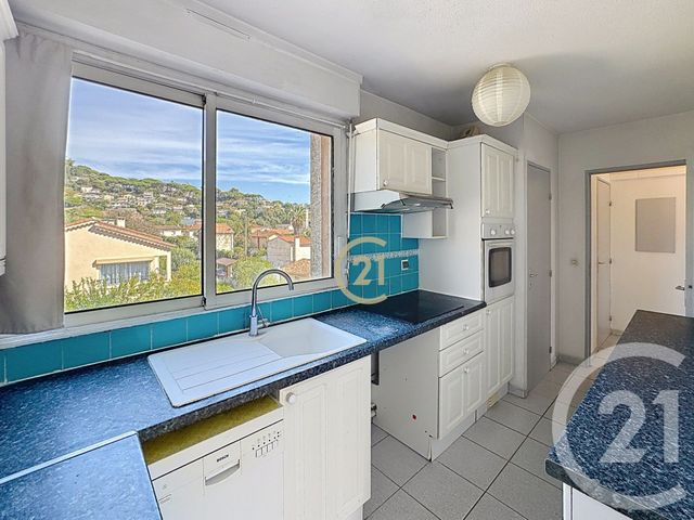Appartement F3 &agrave; vendre - 3 pi&egrave;ces - 65,23 m2 - Cannes La Bocca - 06 - PROVENCE-ALPES-COTE-D-AZUR