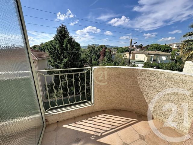 Appartement F3 &agrave; vendre - 3 pi&egrave;ces - 65,23 m2 - Cannes La Bocca - 06 - PROVENCE-ALPES-COTE-D-AZUR