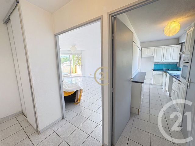Appartement F3 &agrave; vendre - 3 pi&egrave;ces - 65,23 m2 - Cannes La Bocca - 06 - PROVENCE-ALPES-COTE-D-AZUR