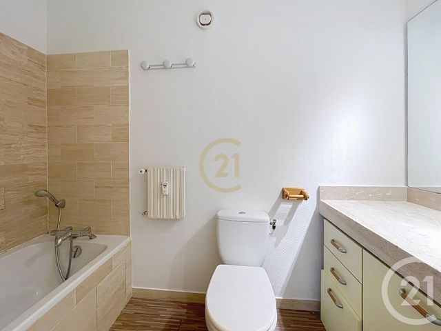 Appartement F3 à vendre - 3 pièces - 80,59 m2 - Mandelieu La Napoule - 06 - PROVENCE-ALPES-COTE-D-AZUR