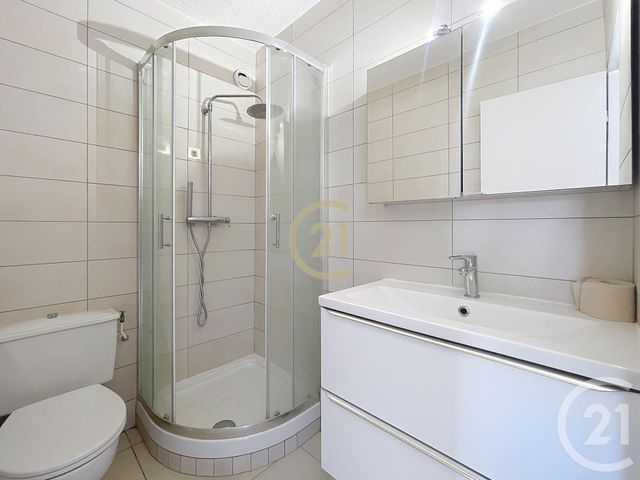Appartement F3 à vendre - 3 pièces - 80,59 m2 - Mandelieu La Napoule - 06 - PROVENCE-ALPES-COTE-D-AZUR