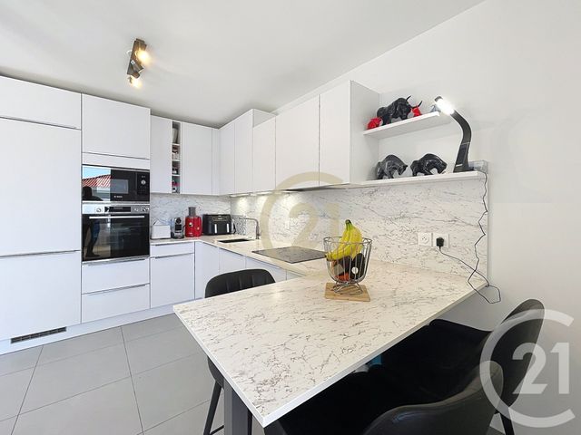 Appartement F4 &agrave; vendre - 4 pi&egrave;ces - 86 m2 - Mandelieu La Napoule - 06 - PROVENCE-ALPES-COTE-D-AZUR
