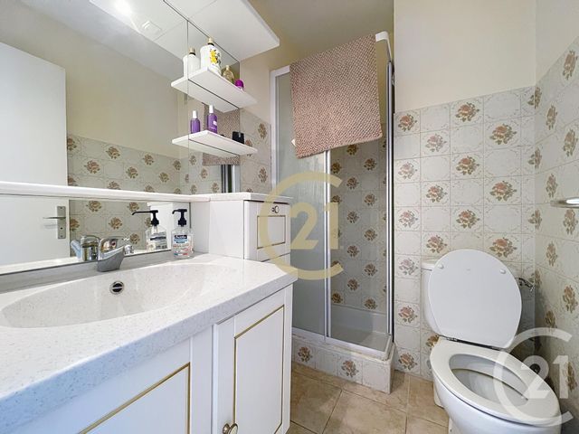 Appartement à vendre - 3 pièces - 79,46 m2 - Cannes La Bocca - 06 - PROVENCE-ALPES-COTE-D-AZUR