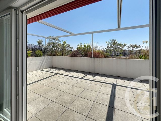Appartement Toit terrasse &agrave; vendre - 4 pi&egrave;ces - 78 m2 - Cannes La Bocca - 06 - PROVENCE-ALPES-COTE-D-AZUR