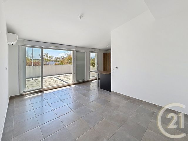 Appartement Toit terrasse &agrave; vendre - 4 pi&egrave;ces - 78 m2 - Cannes La Bocca - 06 - PROVENCE-ALPES-COTE-D-AZUR