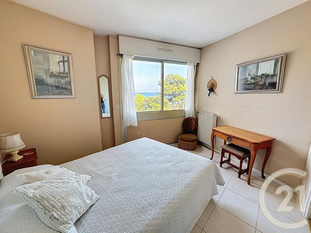 Appartement F2 à vendre - 2 pièces - 47,52 m2 - Cannes La Bocca - 06 - PROVENCE-ALPES-COTE-D-AZUR