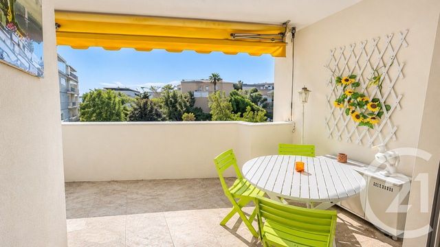 Appartement F2 &agrave; vendre - 2 pi&egrave;ces - 47,52 m2 - Cannes La Bocca - 06 - PROVENCE-ALPES-COTE-D-AZUR
