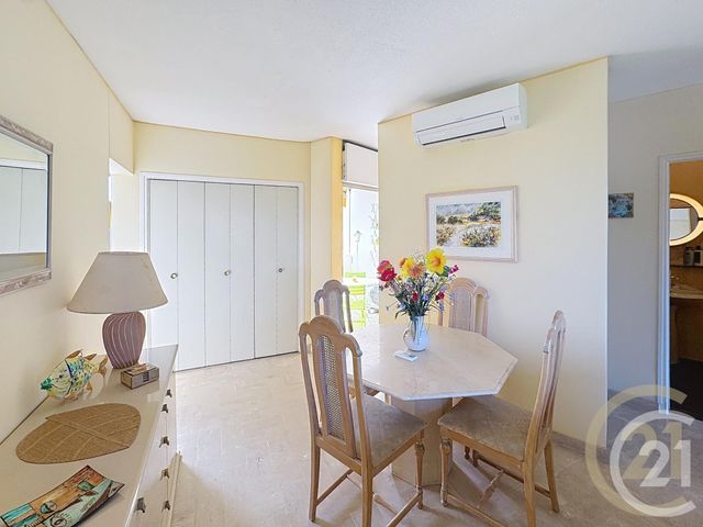 Appartement F2 à vendre - 2 pièces - 47,52 m2 - Cannes La Bocca - 06 - PROVENCE-ALPES-COTE-D-AZUR