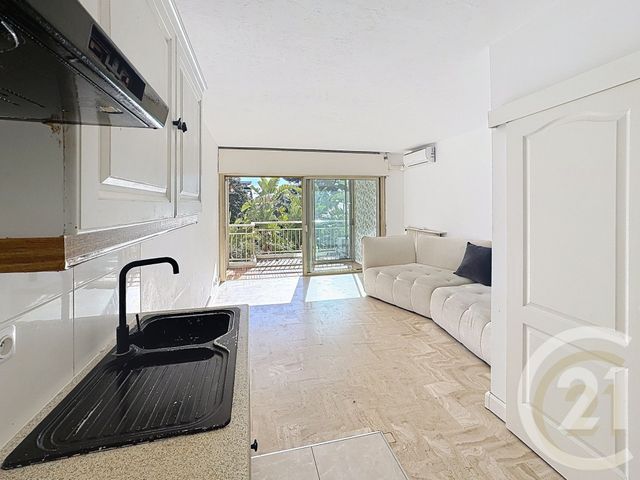 Appartement F1 &agrave; vendre - 1 pi&egrave;ce - 30 m2 - Cannes La Bocca - 06 - PROVENCE-ALPES-COTE-D-AZUR