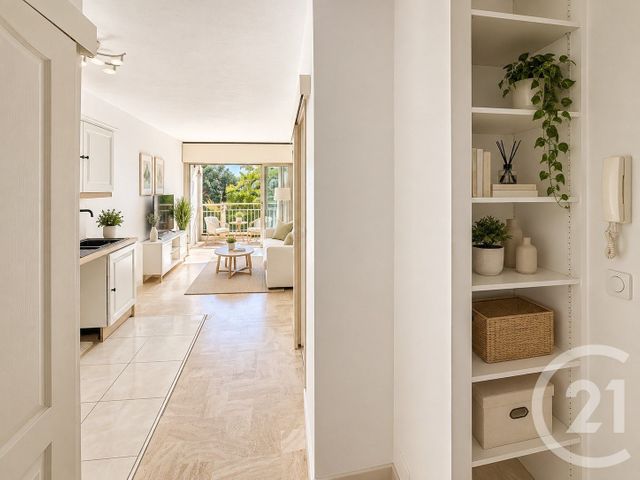 Appartement F1 &agrave; vendre - 1 pi&egrave;ce - 30 m2 - Cannes La Bocca - 06 - PROVENCE-ALPES-COTE-D-AZUR