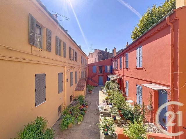 Appartement T3 &agrave; vendre - 3 pi&egrave;ces - 39,73 m2 - Cannes - 06 - PROVENCE-ALPES-COTE-D-AZUR