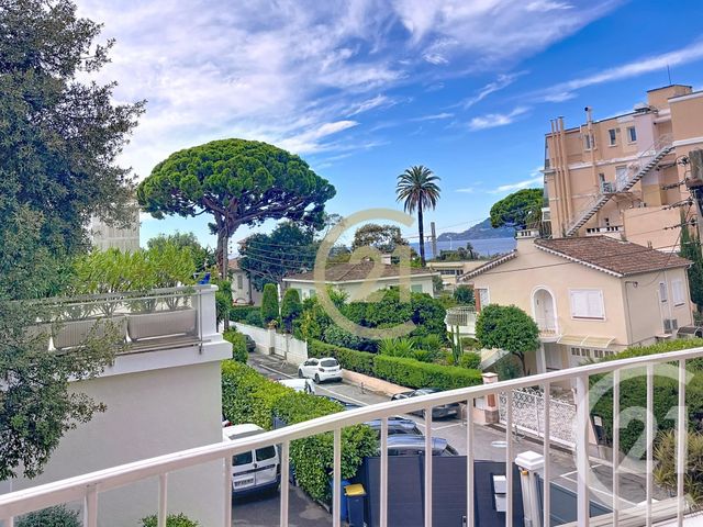 Appartement F3 à vendre - 3 pièces - 80,62 m2 - Cannes La Bocca - 06 - PROVENCE-ALPES-COTE-D-AZUR