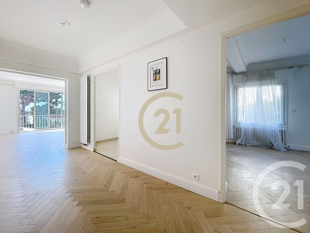 Appartement F3 &agrave; vendre - 3 pi&egrave;ces - 80,62 m2 - Cannes La Bocca - 06 - PROVENCE-ALPES-COTE-D-AZUR