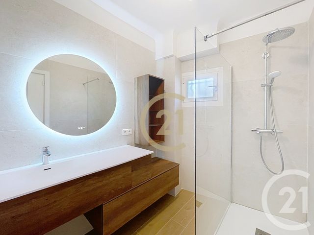 Appartement F3 &agrave; vendre - 3 pi&egrave;ces - 80,62 m2 - Cannes La Bocca - 06 - PROVENCE-ALPES-COTE-D-AZUR