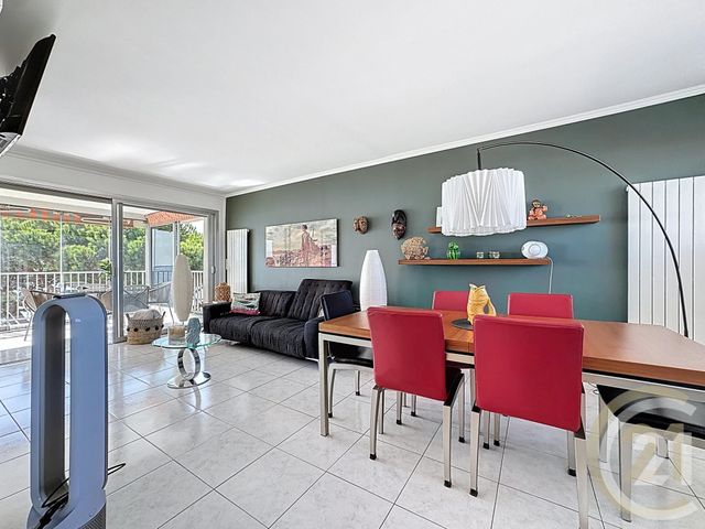 Appartement F3 à vendre - 3 pièces - 67,07 m2 - Cannes La Bocca - 06 - PROVENCE-ALPES-COTE-D-AZUR