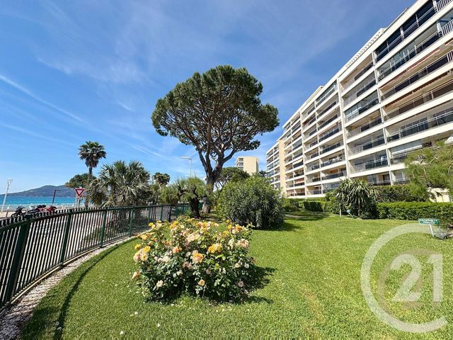 Appartement F3 à vendre - 3 pièces - 67,07 m2 - Cannes La Bocca - 06 - PROVENCE-ALPES-COTE-D-AZUR