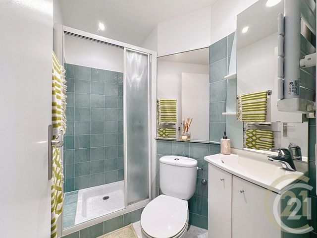 Appartement F3 à vendre - 3 pièces - 67,07 m2 - Cannes La Bocca - 06 - PROVENCE-ALPES-COTE-D-AZUR