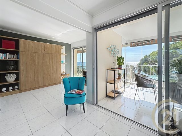 Appartement F3 à vendre - 3 pièces - 67,07 m2 - Cannes La Bocca - 06 - PROVENCE-ALPES-COTE-D-AZUR