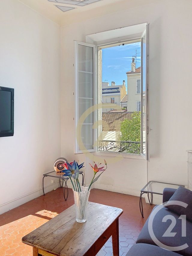 Appartement F4 &agrave; vendre - 4 pi&egrave;ces - 78,99 m2 - Cannes - 06 - PROVENCE-ALPES-COTE-D-AZUR