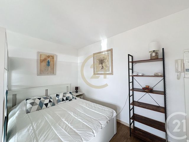 Appartement Studio &agrave; louer - 1 pi&egrave;ce - 26 m2 - Cannes La Bocca - 06 - PROVENCE-ALPES-COTE-D-AZUR