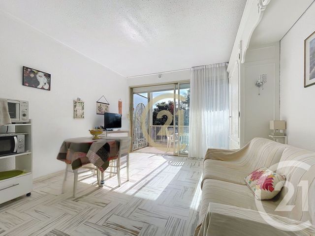 Appartement Studio &agrave; vendre - 1 pi&egrave;ce - 25,28 m2 - Cannes La Bocca - 06 - PROVENCE-ALPES-COTE-D-AZUR