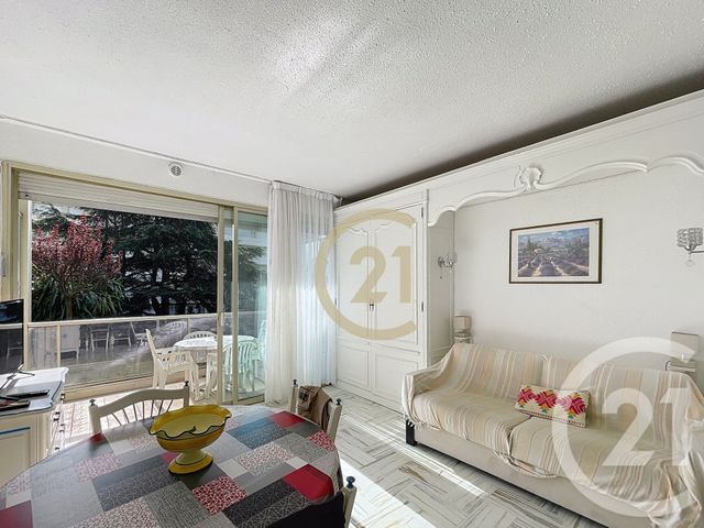 Appartement Studio &agrave; vendre - 1 pi&egrave;ce - 25,28 m2 - Cannes La Bocca - 06 - PROVENCE-ALPES-COTE-D-AZUR