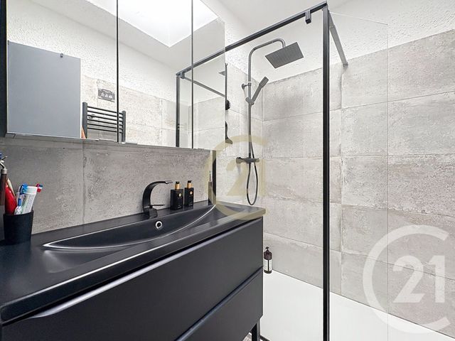 Appartement F3 &agrave; vendre - 3 pi&egrave;ces - 80,44 m2 - Cannes La Bocca - 06 - PROVENCE-ALPES-COTE-D-AZUR