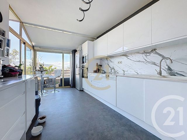 Appartement F3 &agrave; vendre - 3 pi&egrave;ces - 80,44 m2 - Cannes La Bocca - 06 - PROVENCE-ALPES-COTE-D-AZUR