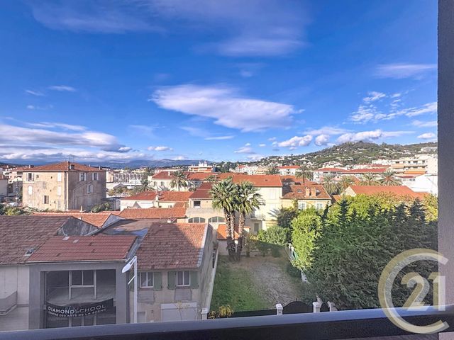 Appartement T2 &agrave; vendre - 2 pi&egrave;ces - 28,01 m2 - Cannes La Bocca - 06 - PROVENCE-ALPES-COTE-D-AZUR
