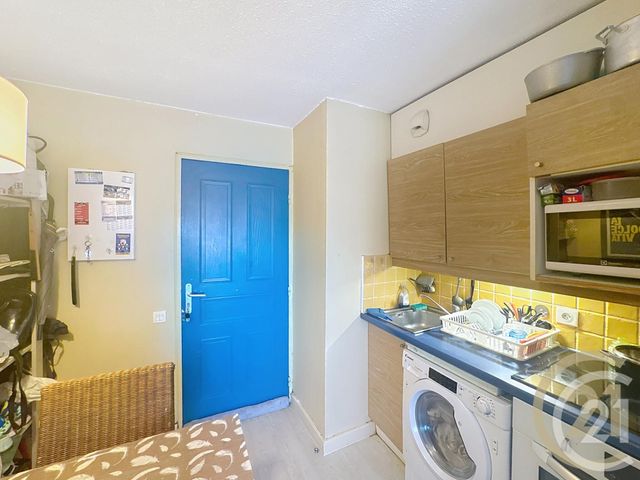 Appartement T2 &agrave; vendre - 2 pi&egrave;ces - 28,01 m2 - Cannes La Bocca - 06 - PROVENCE-ALPES-COTE-D-AZUR