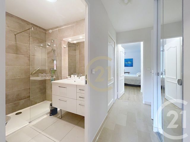 Appartement F4 à vendre - 4 pièces - 95 m2 - Cannes - 06 - PROVENCE-ALPES-COTE-D-AZUR