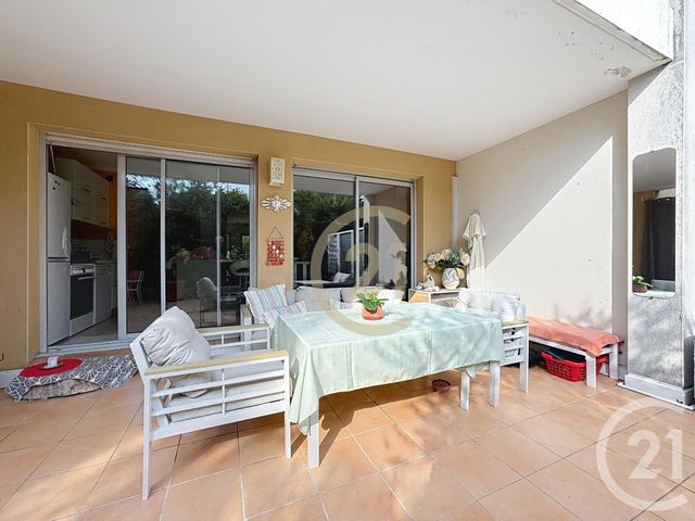 Appartement F2 à vendre - 2 pièces - 52,38 m2 - Cannes La Bocca - 06 - PROVENCE-ALPES-COTE-D-AZUR