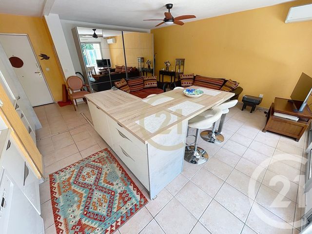 Appartement F2 &agrave; vendre - 2 pi&egrave;ces - 52,38 m2 - Cannes La Bocca - 06 - PROVENCE-ALPES-COTE-D-AZUR