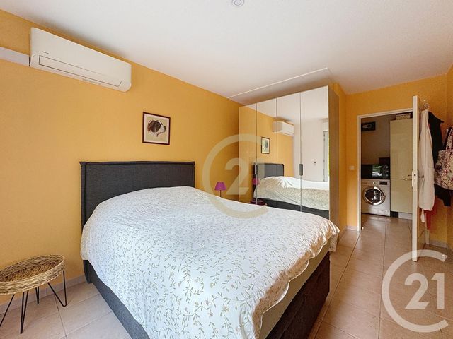 Appartement F2 à vendre - 2 pièces - 52,38 m2 - Cannes La Bocca - 06 - PROVENCE-ALPES-COTE-D-AZUR