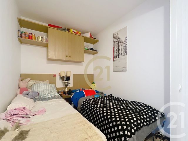 Appartement F2 à vendre - 2 pièces - 25,70 m2 - Cannes La Bocca - 06 - PROVENCE-ALPES-COTE-D-AZUR