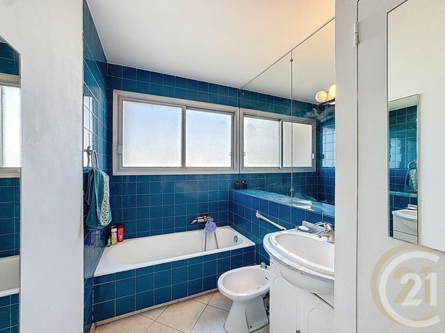 Appartement F2 &agrave; vendre - 2 pi&egrave;ces - 51,75 m2 - Cannes La Bocca - 06 - PROVENCE-ALPES-COTE-D-AZUR